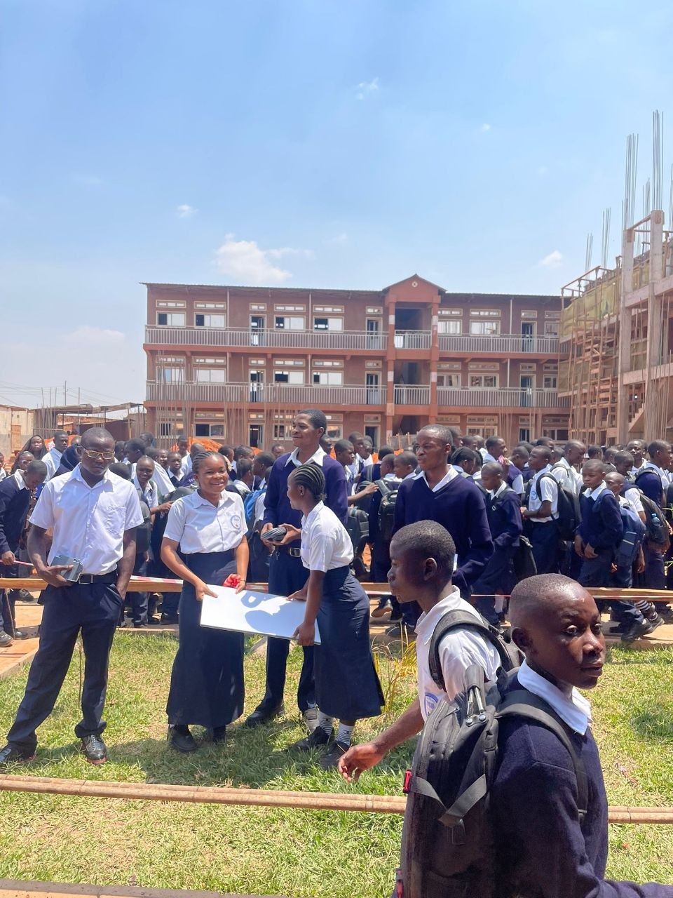 Classe attentive pendant un exercice